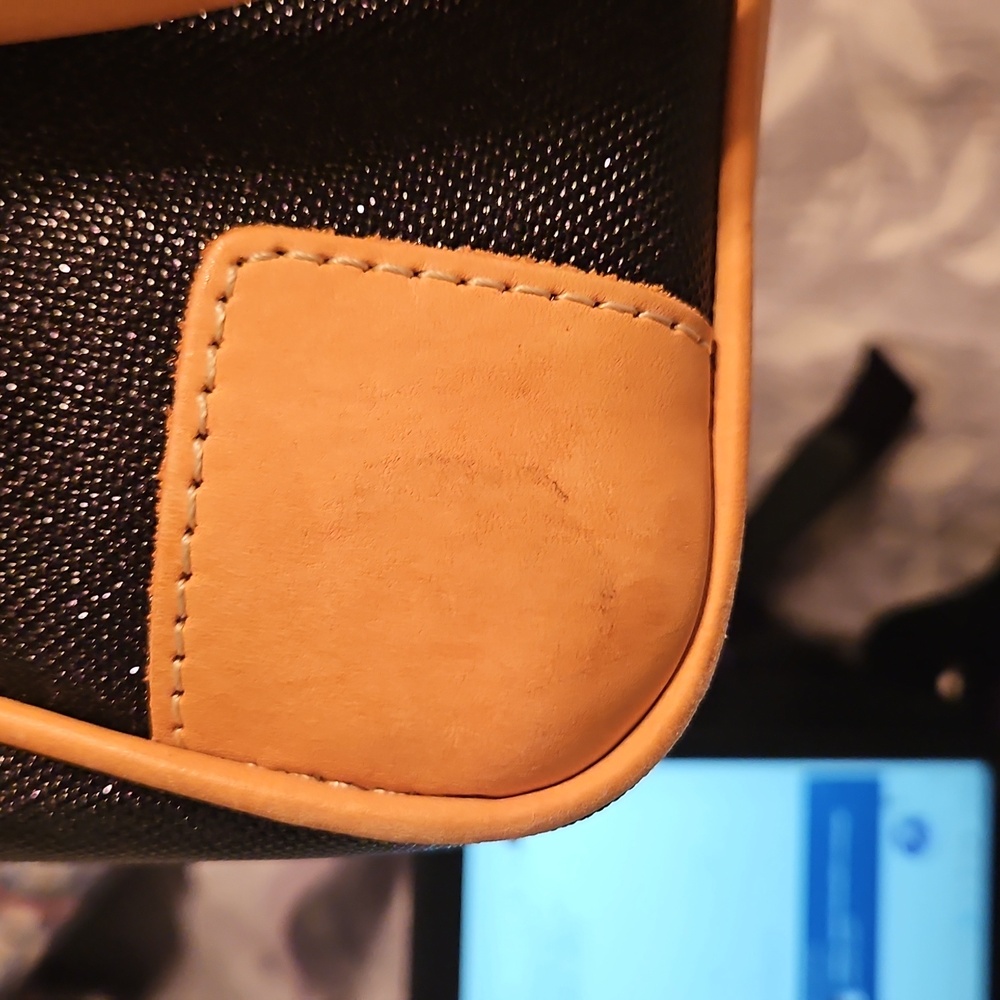 Consuela Black and Tan Tote Bag - Picture 4 of 7